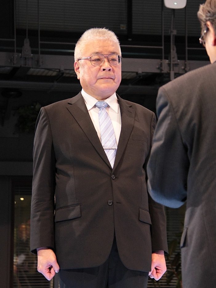 金山さんの顔
